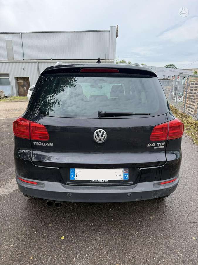 Volkswagen Tiguan - 4