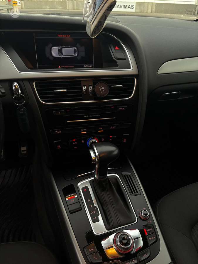 Audi A4, 1.8 l., Универсал