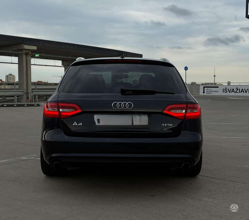 Audi A4, 1.8 l., Универсал