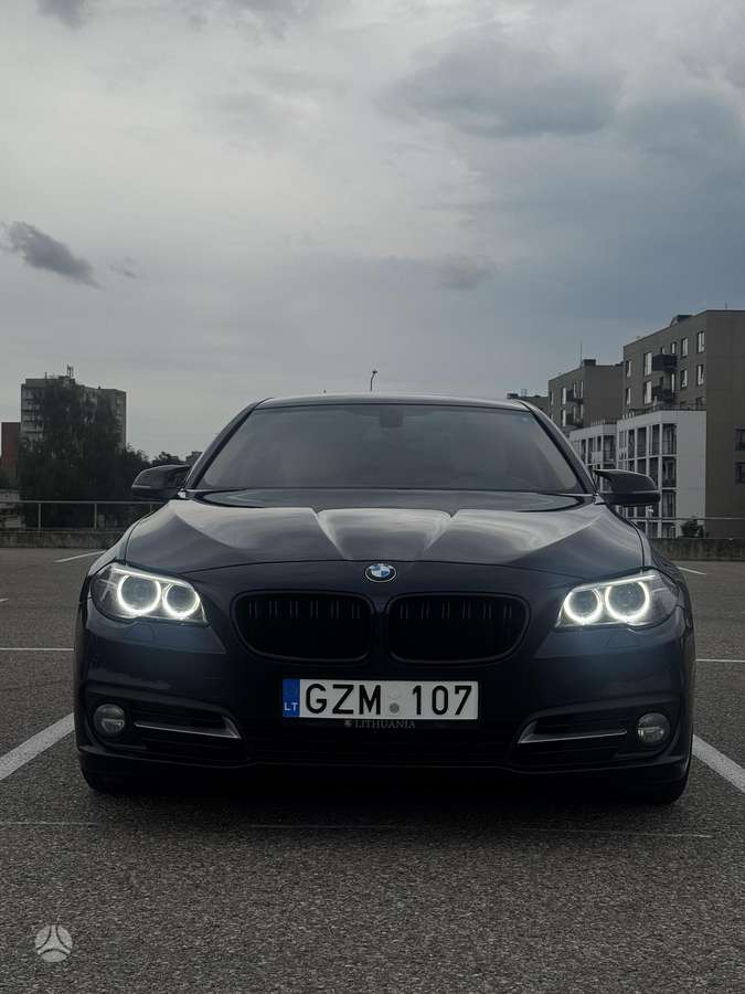 BMW 520, 2.0 l., Седан