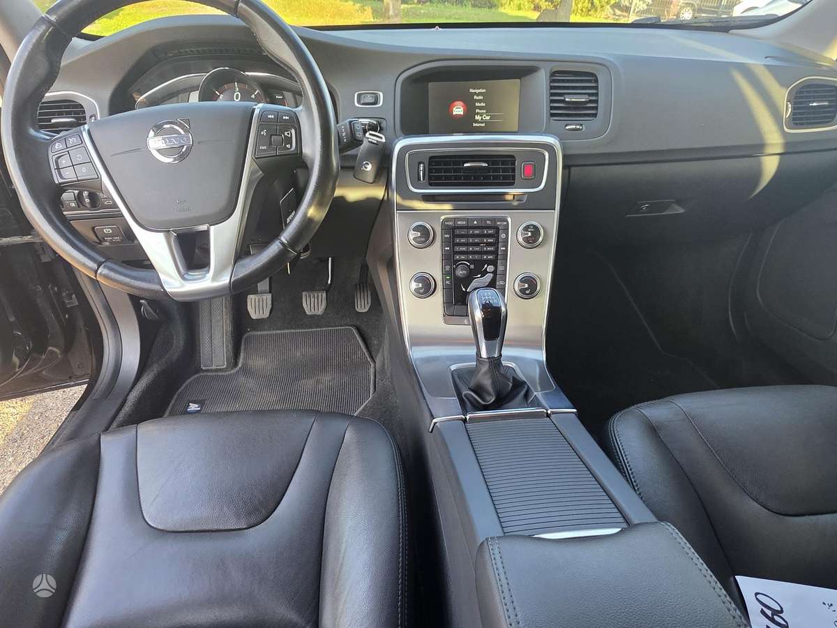Volvo V60, 2.0 l., Универсал