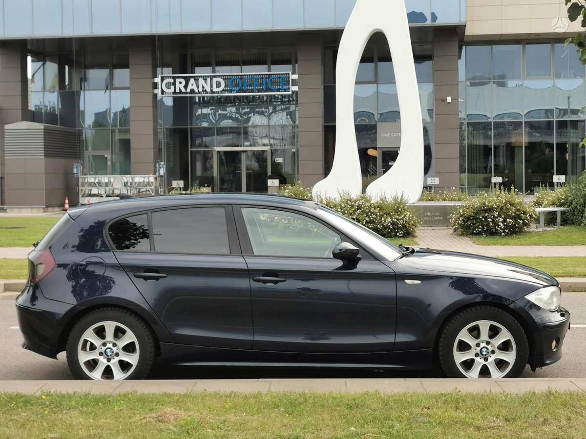 BMW 118, 2.0 l., Хэтчбек