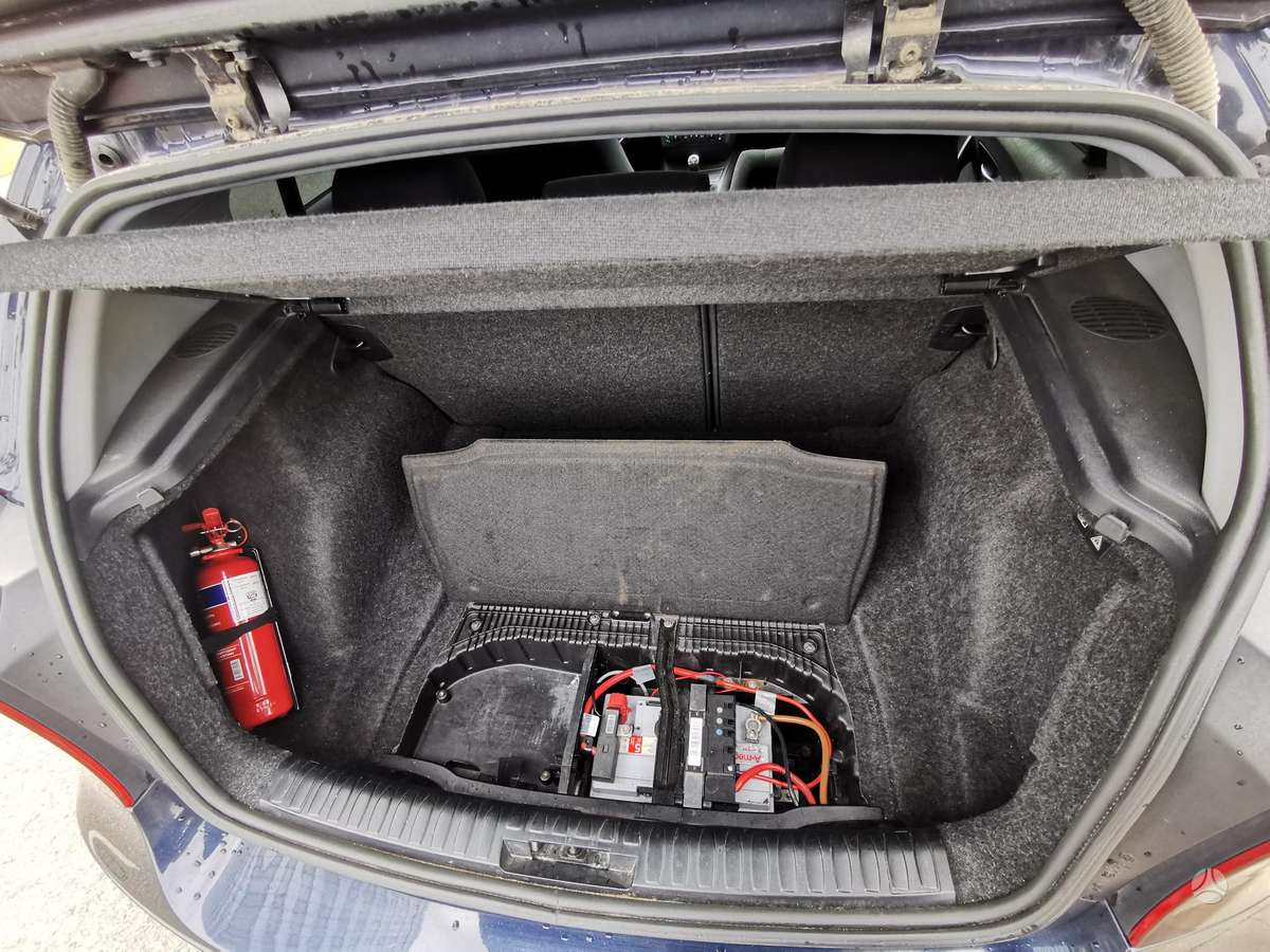 BMW 118, 2.0 l., Хэтчбек