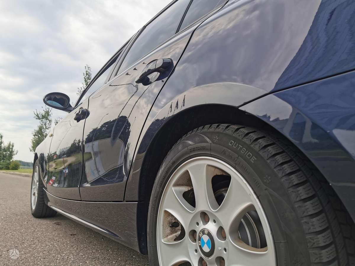 BMW 118, 2.0 l., hatchback