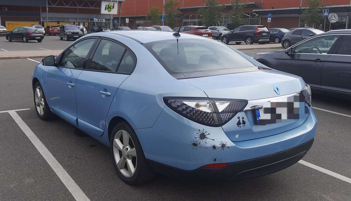 Renault Fluence, Седан