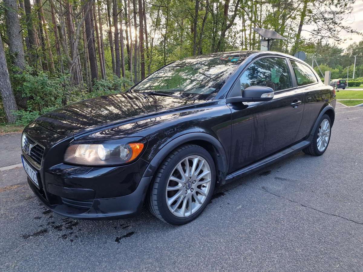 Volvo C30, 1.6 l., hatchback