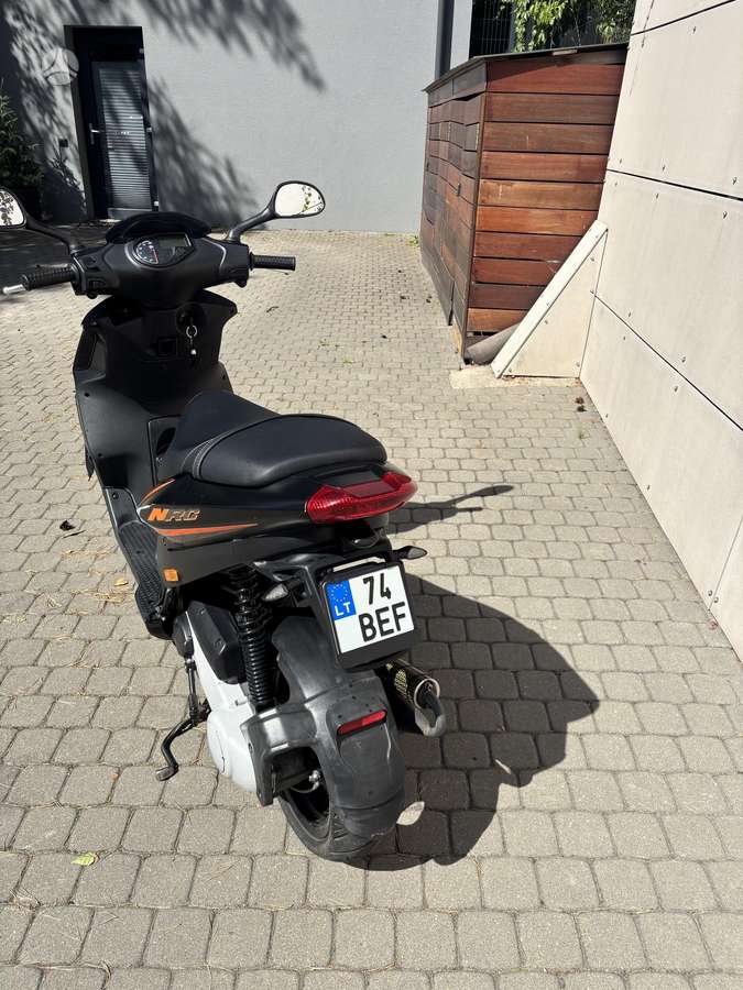Piaggio NRG 49cc, scooters / mopeds