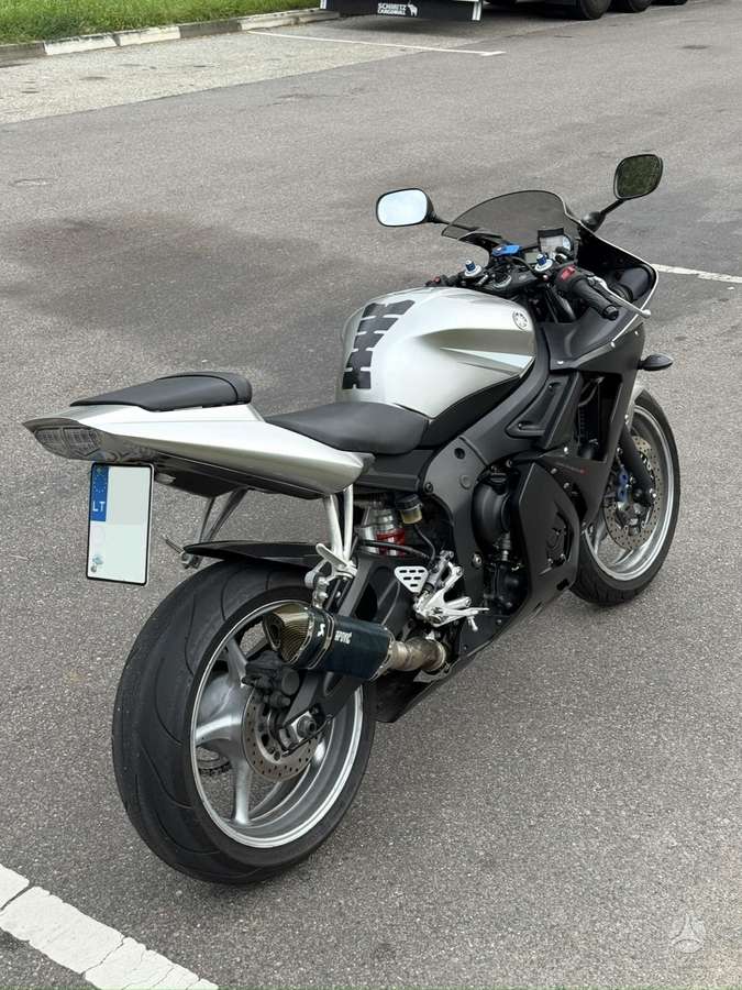 Yamaha R6 600cc, superbikes