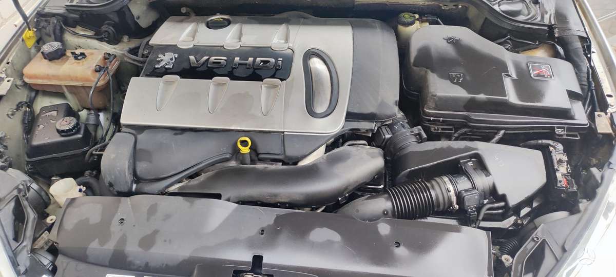 Peugeot 407 - 10
