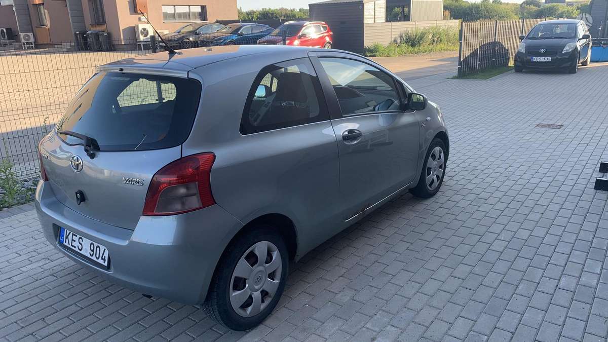 Toyota Yaris - 3