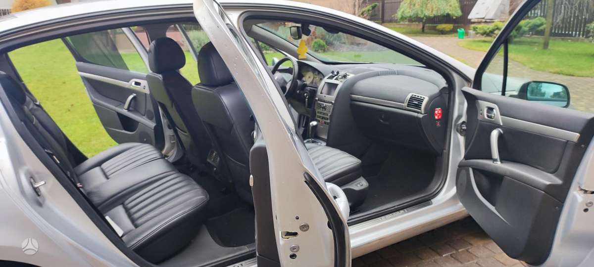 Peugeot 407 - 12
