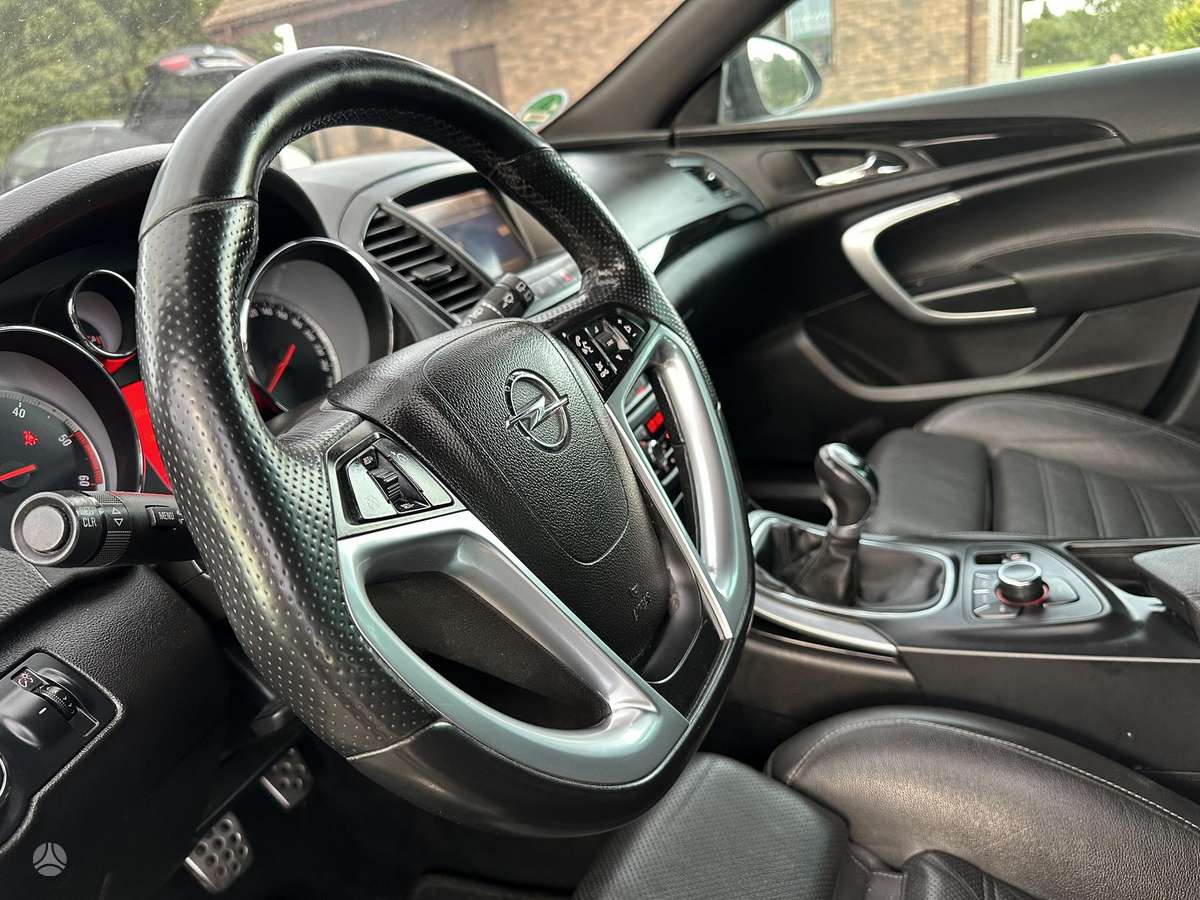Opel Insignia, 2.0 l., wagon