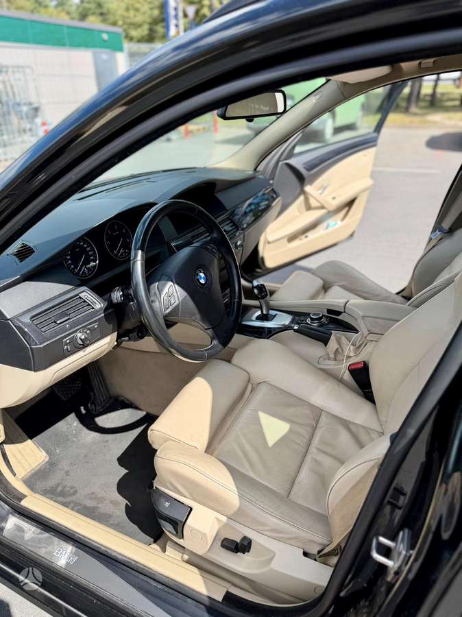 BMW 525, 3.0 l., wagon