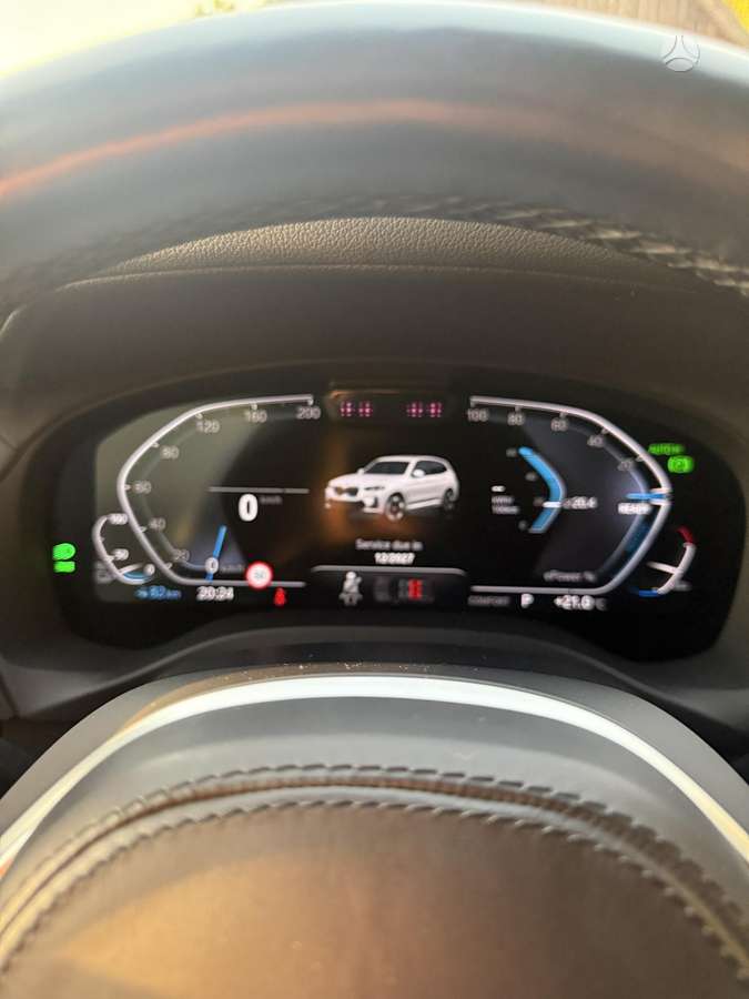 BMW iX3, Внедорожник / Кроссовер