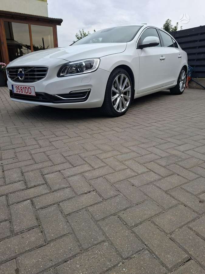 Volvo S60 - 2