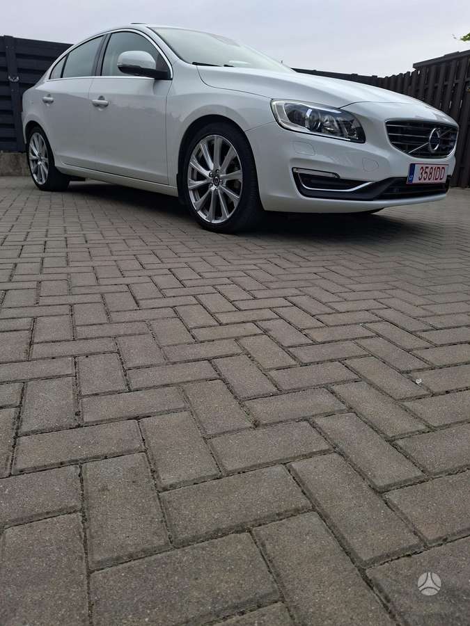 Volvo S60, 2.0 l., Седан
