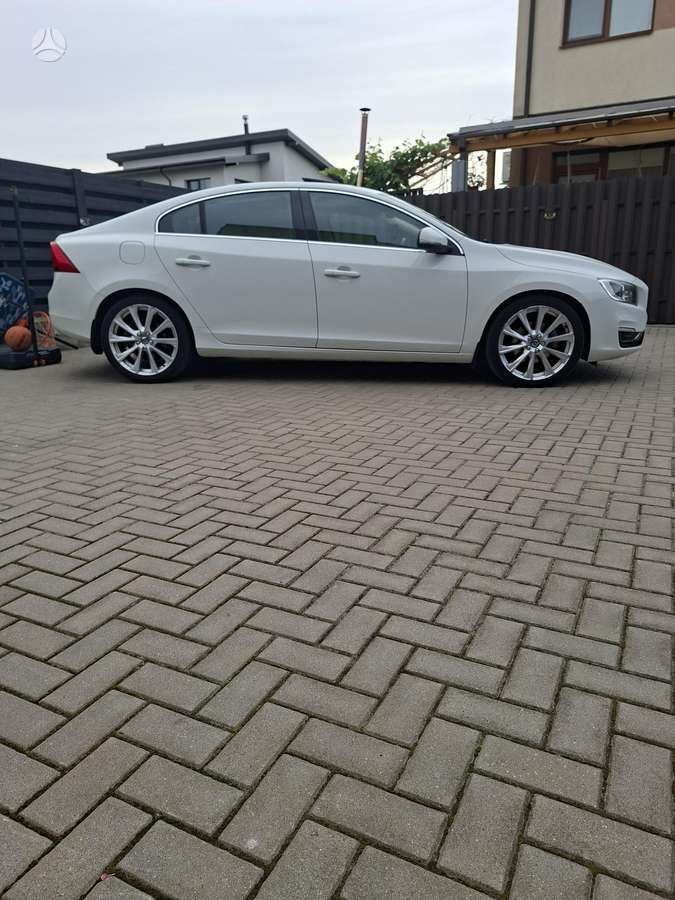 Volvo S60, 2.0 l., Седан