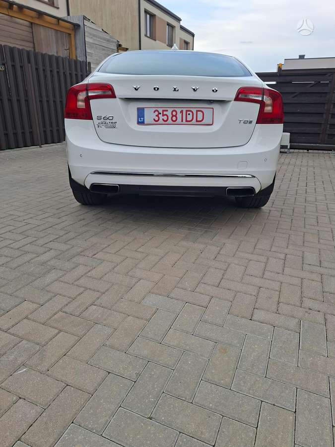 Volvo S60 - 6