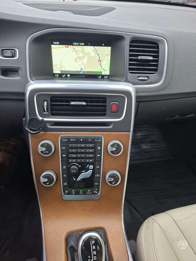 Volvo S60 - 10