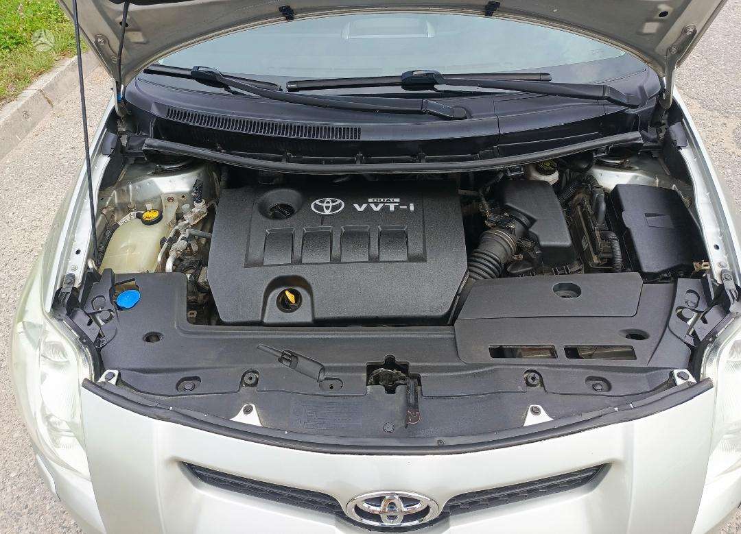 Toyota Auris - 2