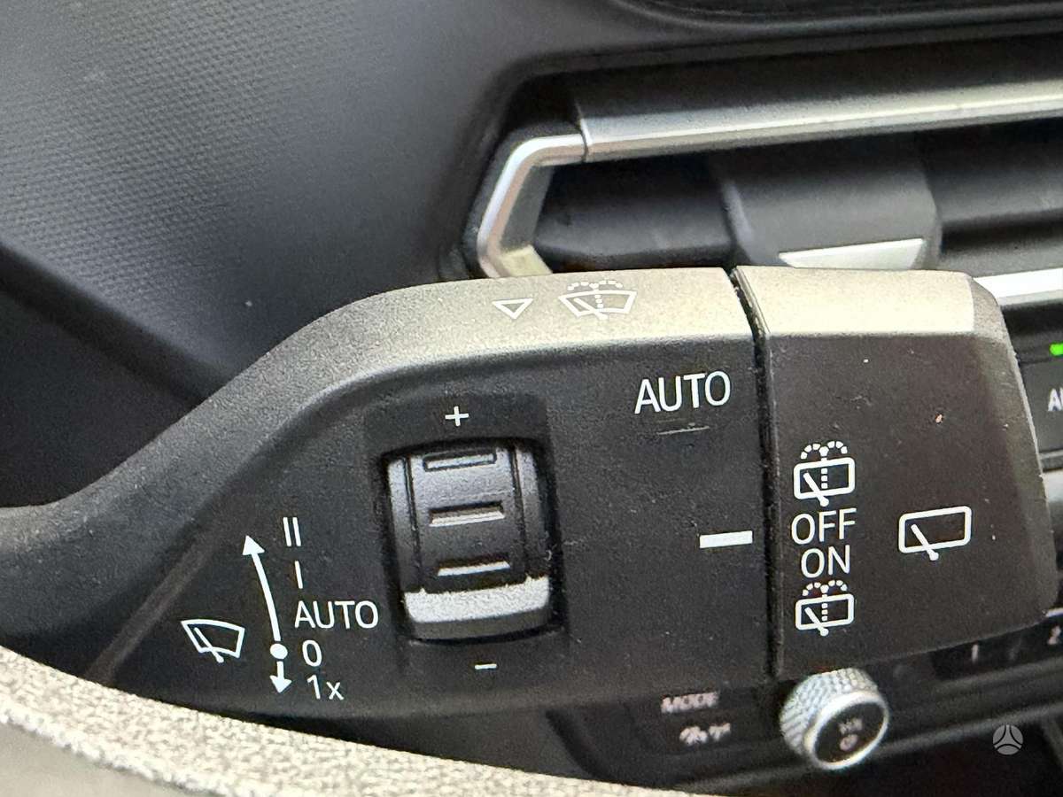 BMW 118, 1.5 l., hatchback
