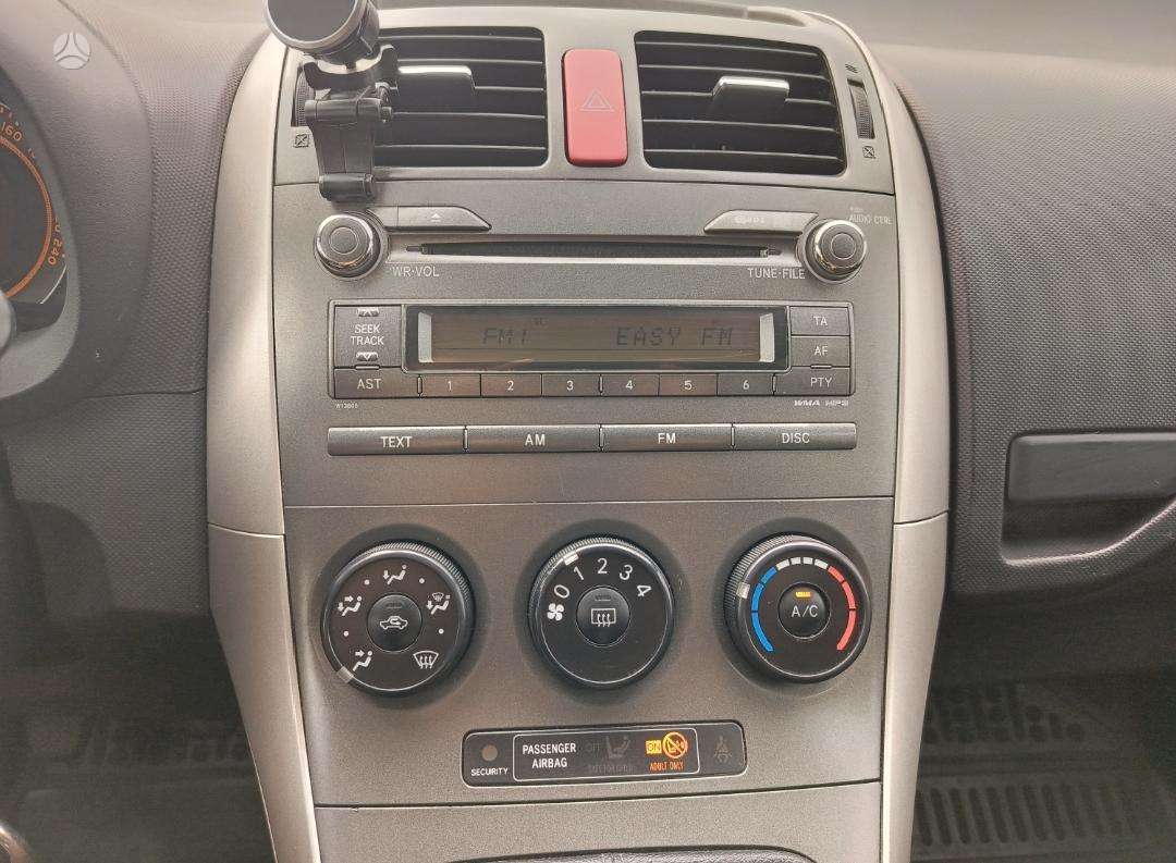 Toyota Auris - 9