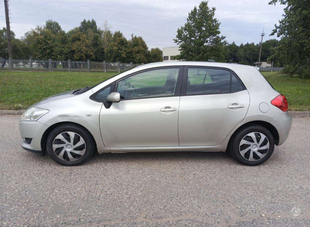 Toyota Auris - 5