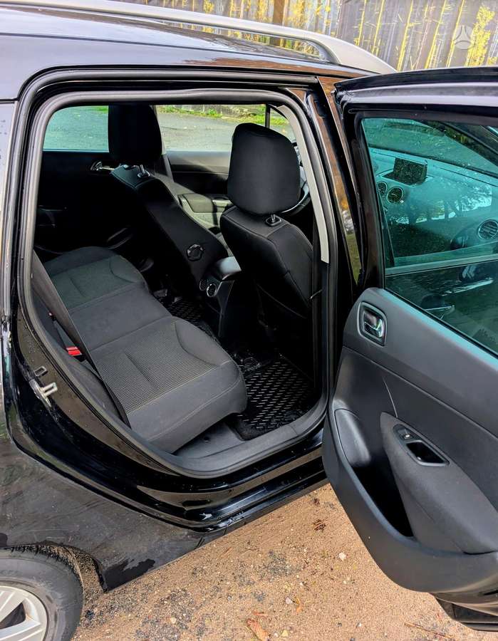 Peugeot 308 - 11
