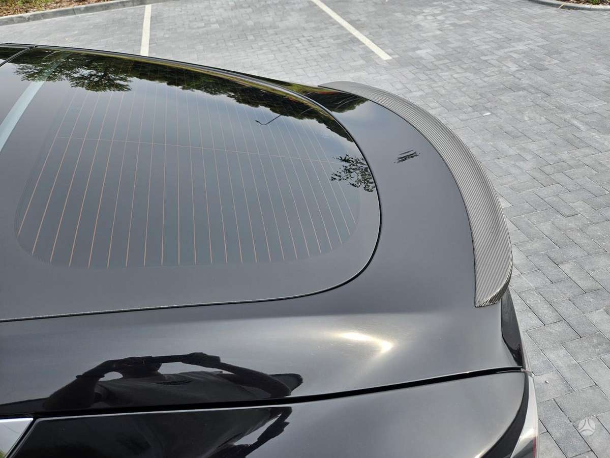 Tesla Model S, 85 kWh, hatchback