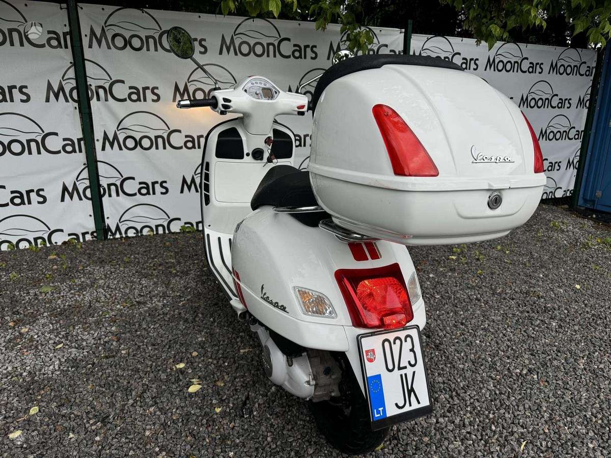 Piaggio Vespa 250cc, мотороллеры / мопеды