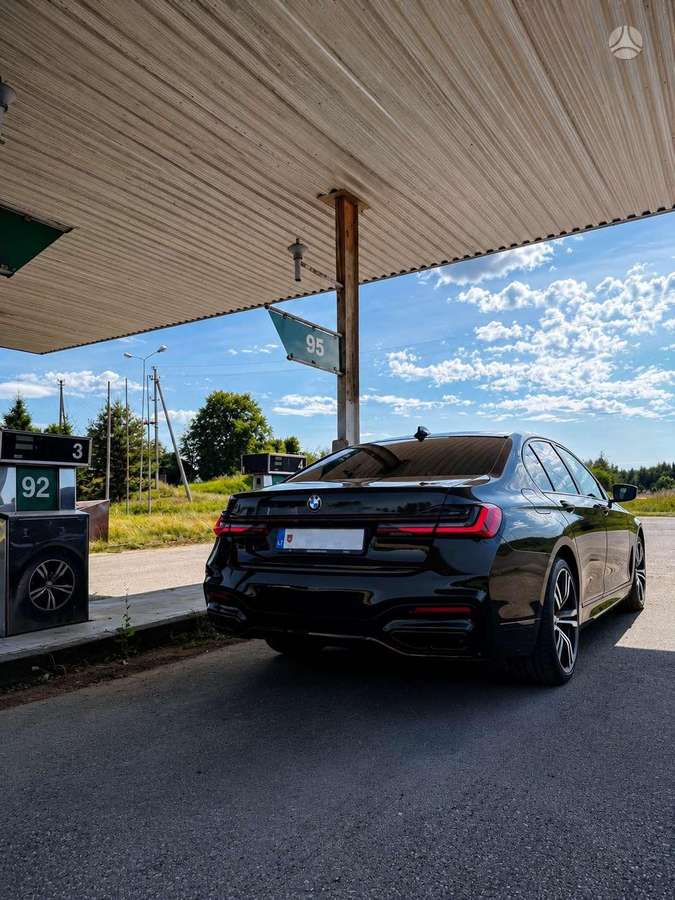 BMW 730, 3.0 l., Седан