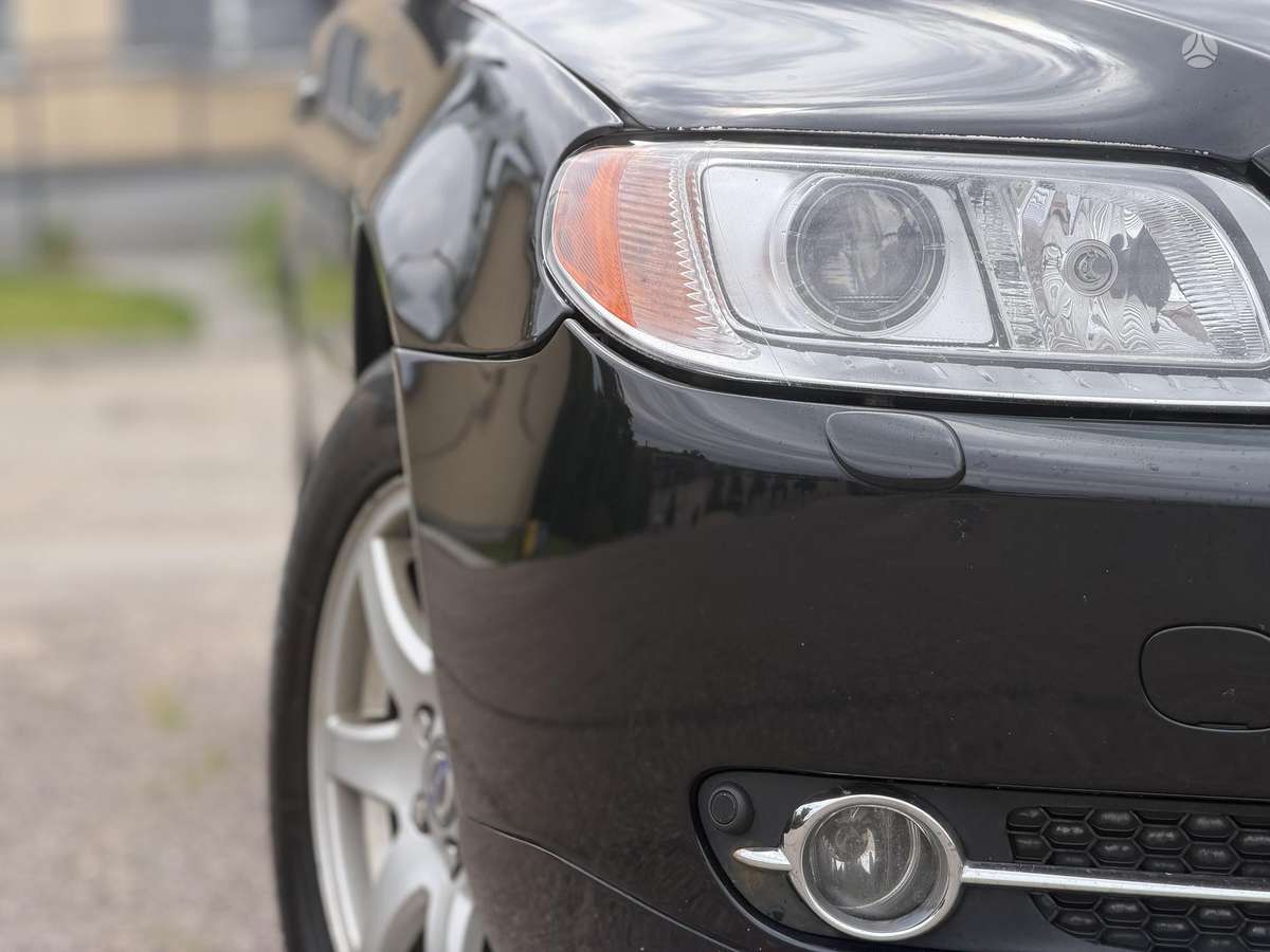 Volvo S80, 2.4 l., Седан
