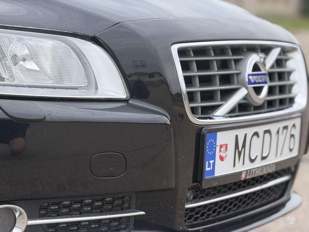 Volvo S80, 2.4 l., Седан