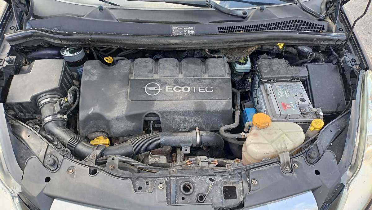 Opel Corsa, 1.3 l., hatchback