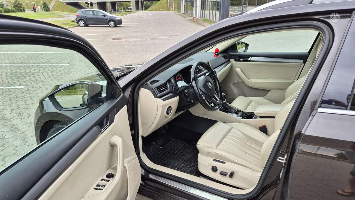 Skoda Superb, 2.0 l., Универсал