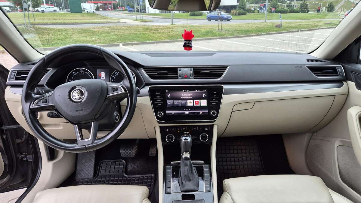 Skoda Superb, 2.0 l., Универсал