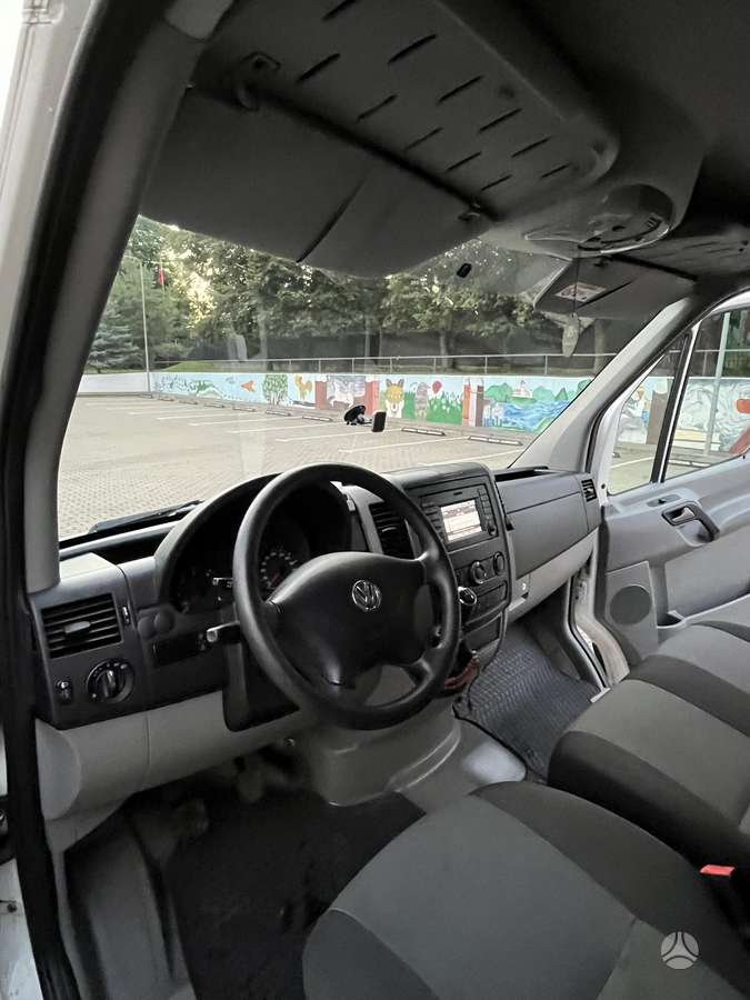 Volkswagen Crafter - 9