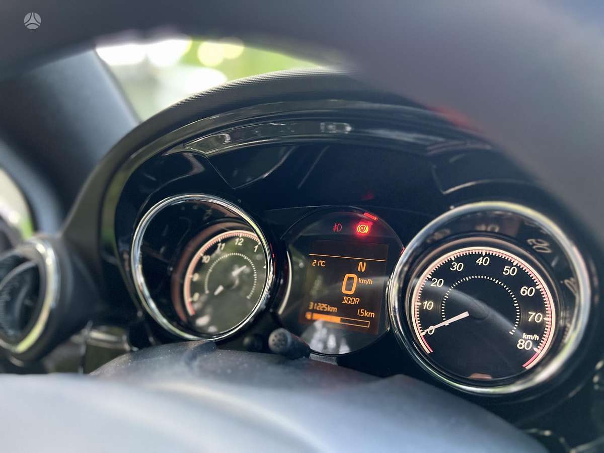 Ligier JS50, 0.5 l., hatchback