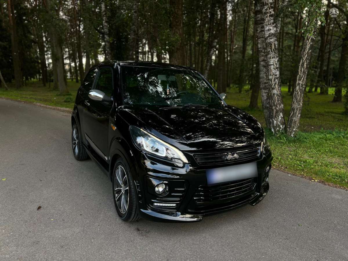 Ligier JS50, 0.5 l., hatchback