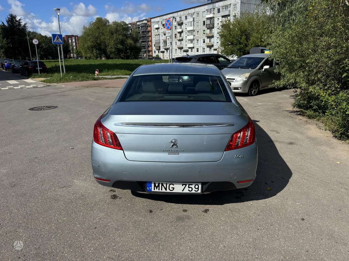 Peugeot 508 - 8