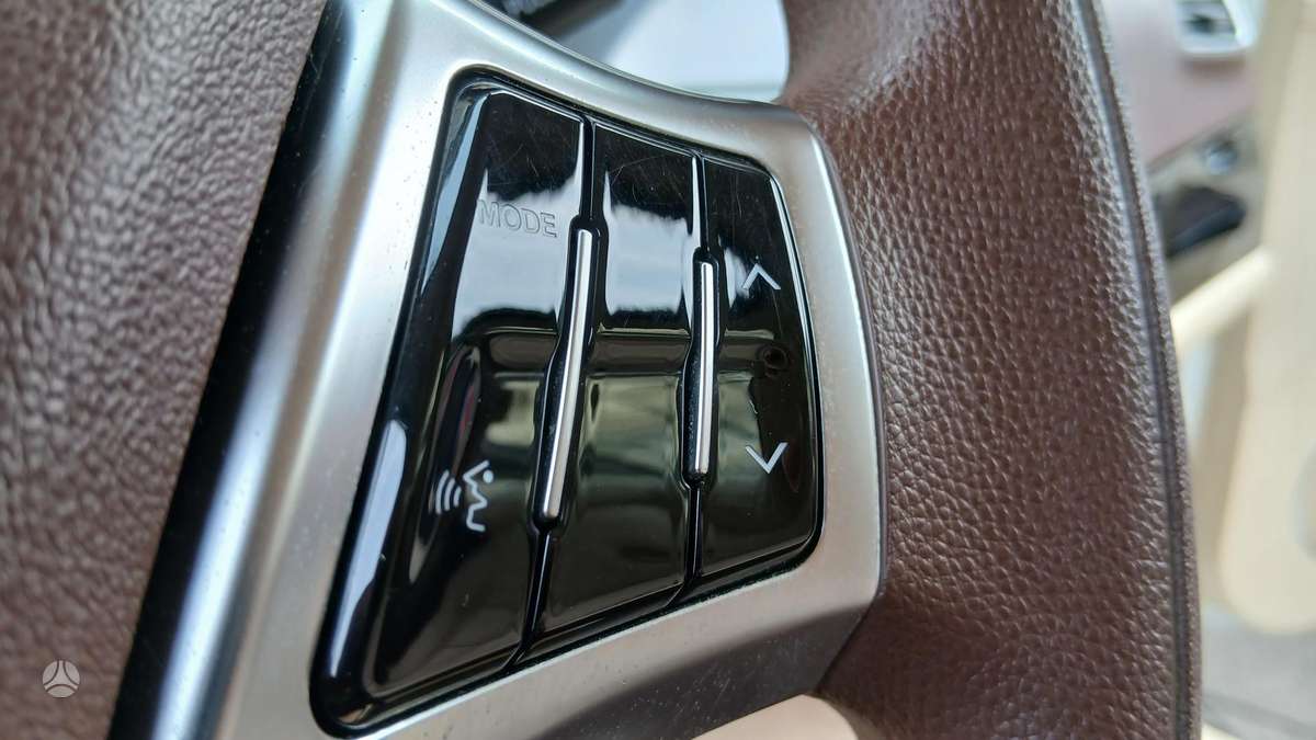 Zhidou D2S, hatchback