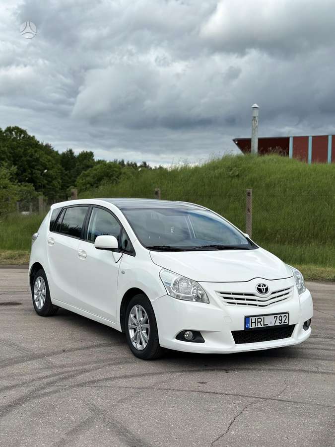 Toyota Verso - 1