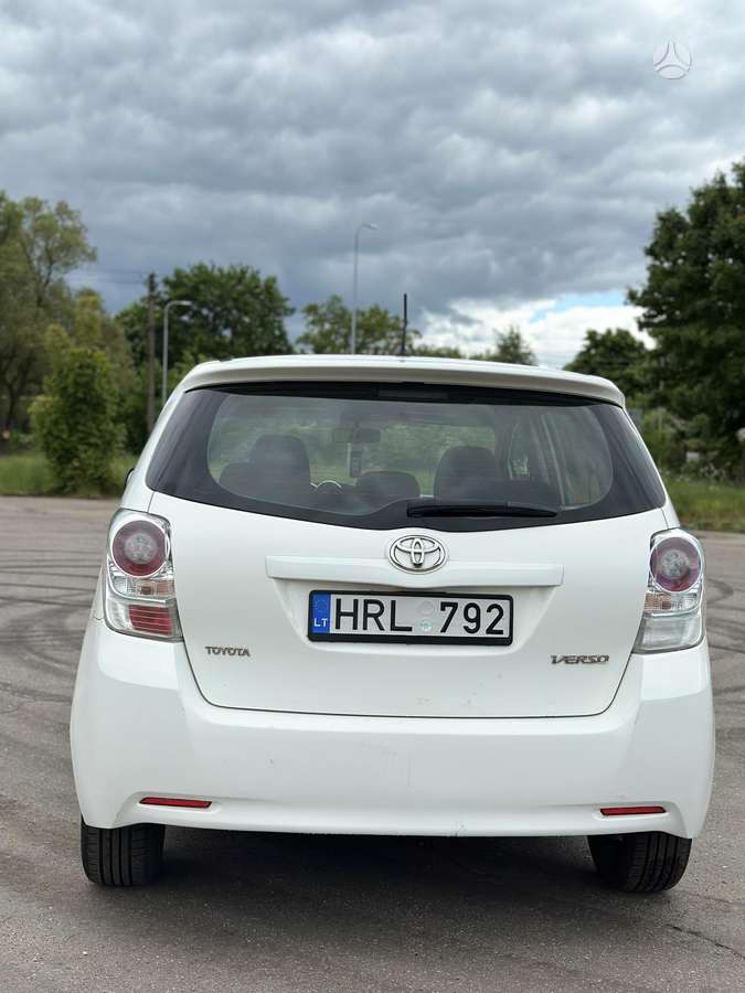 Toyota Verso - 5