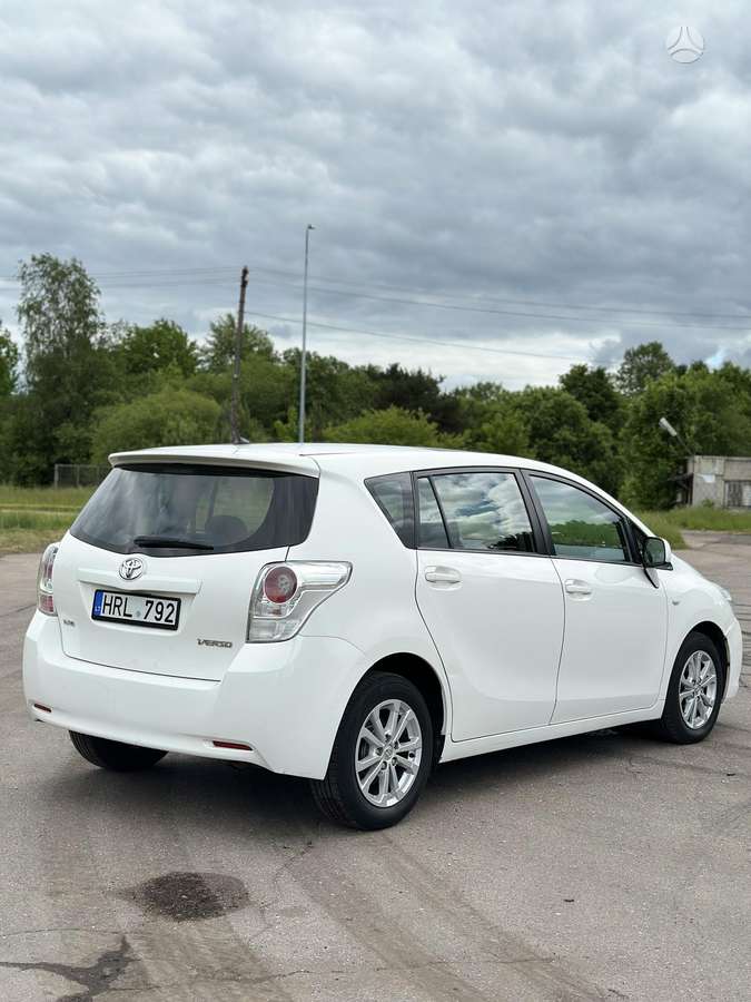 Toyota Verso - 6