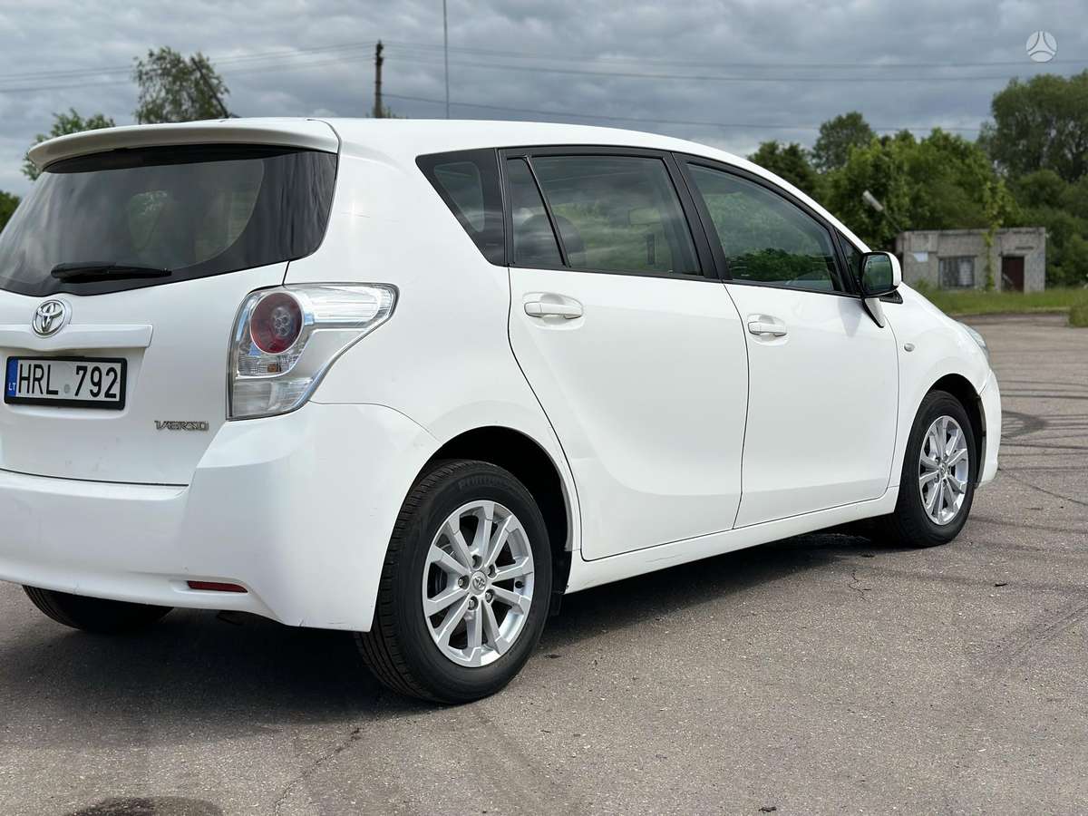 Toyota Verso - 12