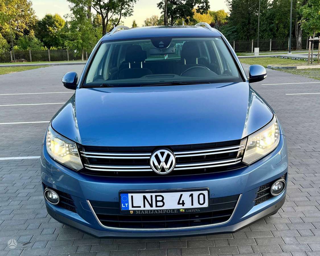 Volkswagen Tiguan - 2