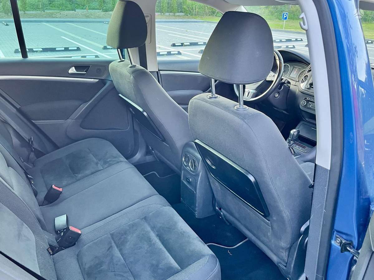 Volkswagen Tiguan - 10
