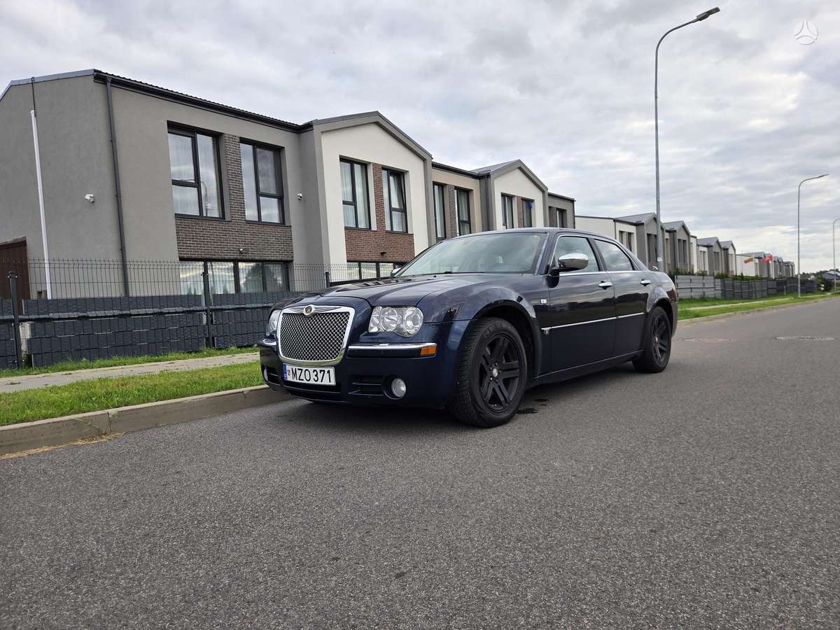 Chrysler 300C, 3.0 l., Седан