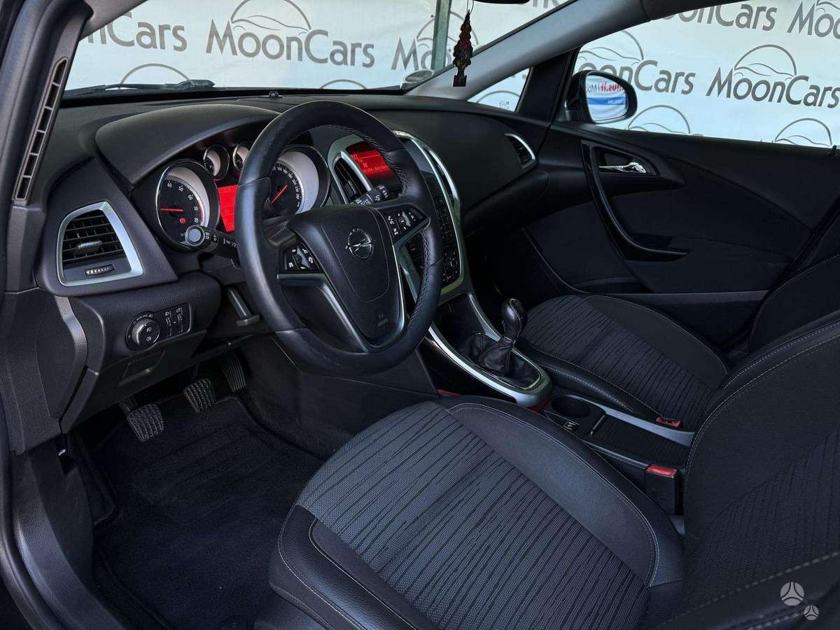 Opel Astra, 1.4 l., hatchback
