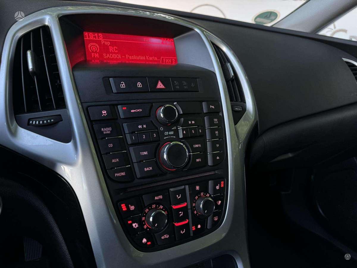 Opel Astra, 1.4 l., hatchback